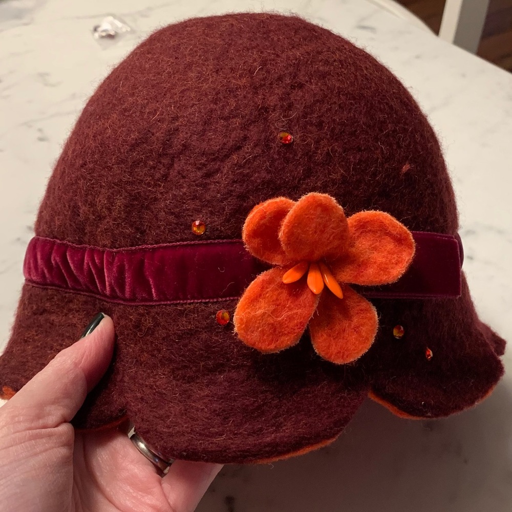 Robin’s Hoods hand crafted girl’s hat